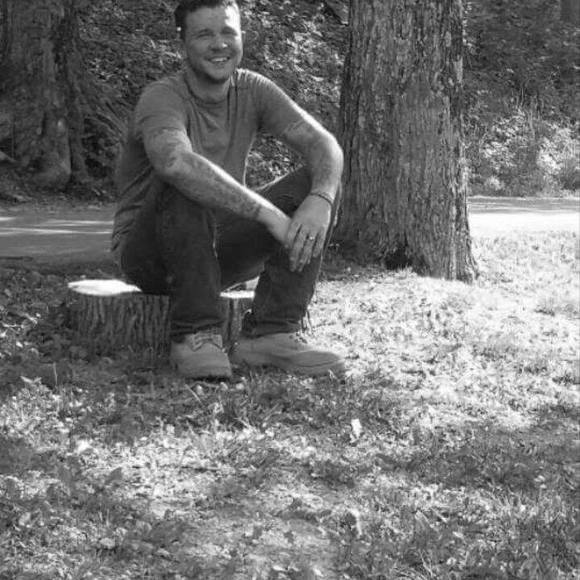 Meet your Posher, Erik - Picture 1 of 1